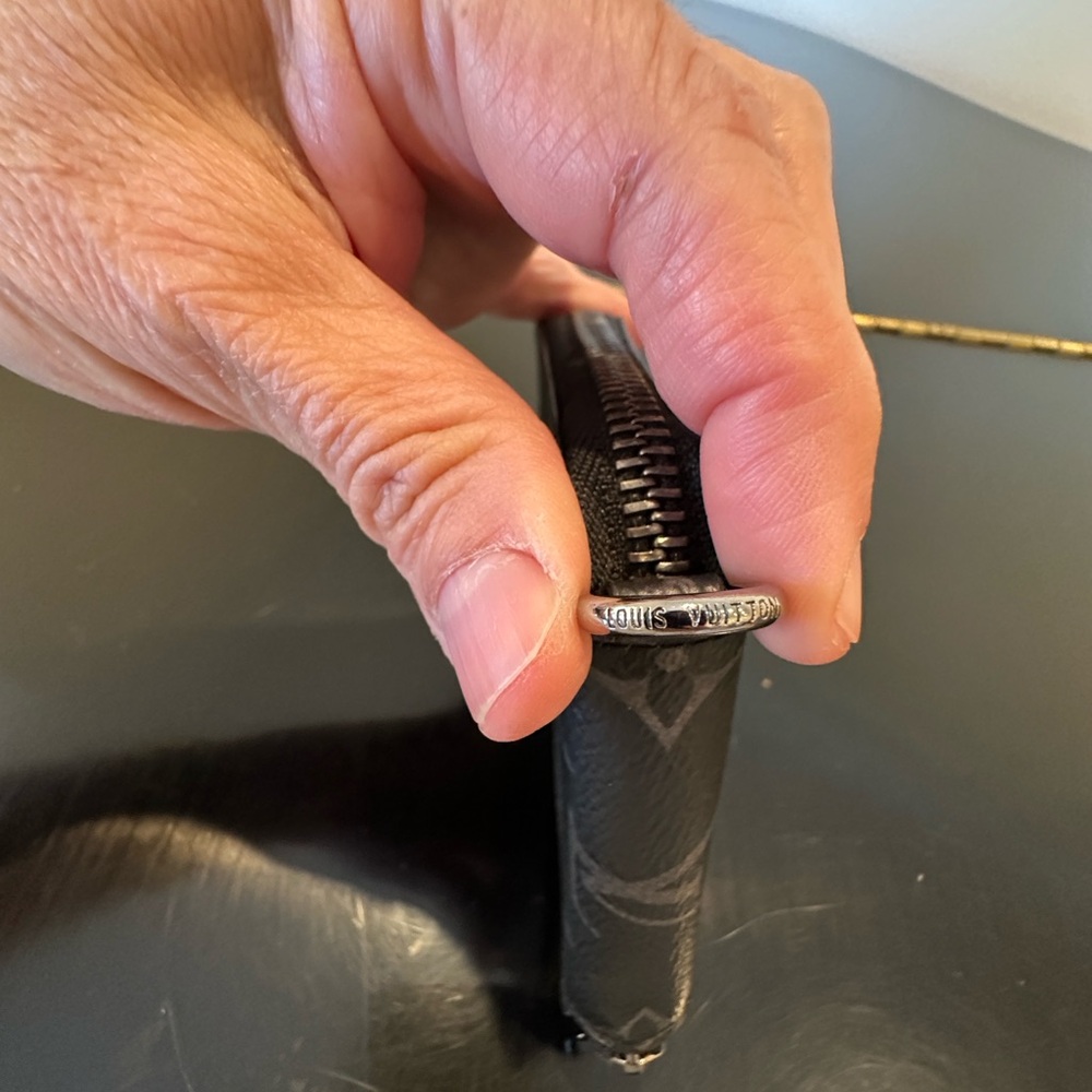 RARE Authentic Vintage Retro Iconic Minimalist Luis Vuitton Monogram Zip Wallet - Picture 17 of 17